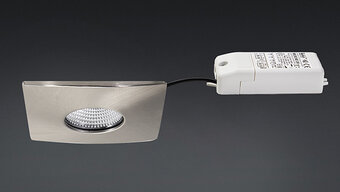 CHOOOSE. Das smarte LED-Deckeneinbaudownlight. CHOOOSE. Das smarte LED-Deckeneinbaudownlight.